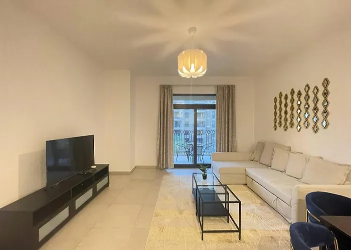 Luxe & Comfy Madinat Jumeirah - Apartment With Scenic Views - Pool Managed By Sunnyhomes